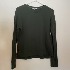 Leallo Elizabeth Crew Sweatshirt